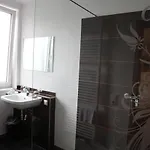 Beim Heines Hotell 3*