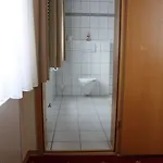 Beim Heines מלון 3*