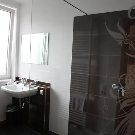 Beim Heines Otel 3*