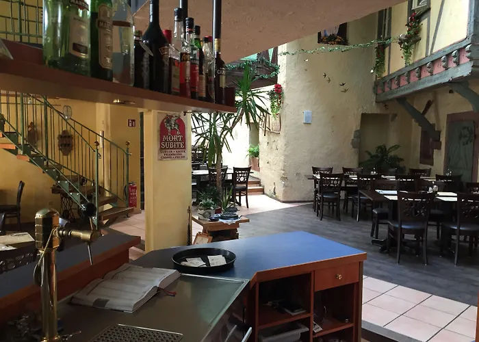 Beim Heines Hotel 3*